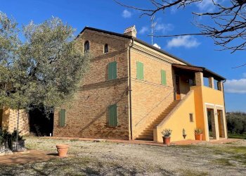 Rustic Porto Sant'Elpidio - photo 2