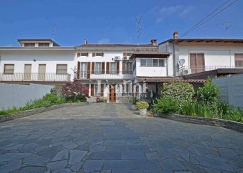 Facciata - Villa via Maria Bosso, 12, Villanova Monferrato - foto 3