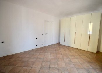 CAMERA DA LETTO - Bilocale via Milano, 36, Biella - foto 9