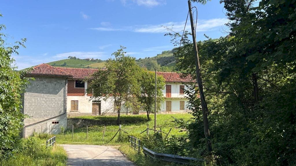 Rustico Trezzo Tinella - foto 2