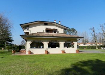 DSCN9132.JPG - Villa Traversa II Via Vecchia Pesciatina 84, Lucca - foto 6