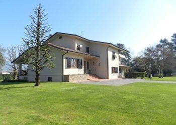 DSCN9142.JPG - Villa Traversa II Via Vecchia Pesciatina 84, Lucca - foto 14