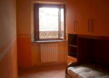 Camera... 2.JPG - Appartamento Via de Nicola  12, Rosignano Marittimo - foto 11