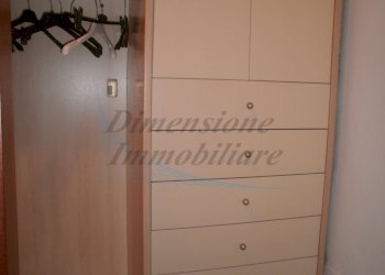 Cabina armadio...JPG - Appartamento Via de Nicola  12, Rosignano Marittimo - foto 14