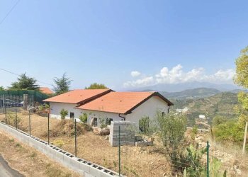 Villa VIA MANCIURINA, Vallebona - foto 1