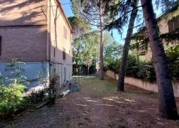 cortile - Quadrilocale Via Goldoni, 11, Imola - foto 4
