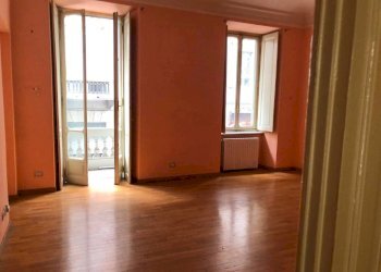 Salone - Trilocale via Giuseppe Mazzini, 1, Torino (zona Centro) - foto 2