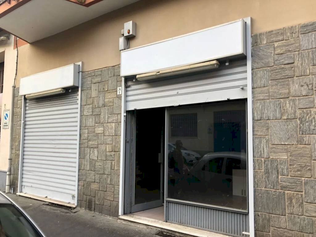 Facciata - Shop Poggio, 34, Torino - photo 2