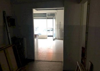 Interno non residenziale - Negozio Poggio, 34, Torino - foto 10