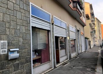 Facciata - Negozio via Alessandrina Ravizza, 1, Torino - foto 5