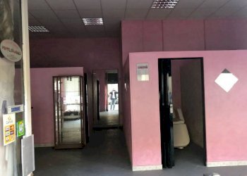 Interno non residenziale - Negozio via Alessandrina Ravizza, 1, Torino - foto 8