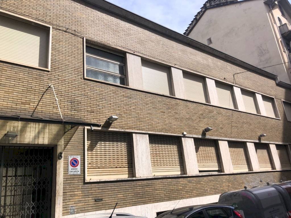 Facciata - Office via Macerata, 6, Torino (neighborhood Borgo Vittoria) - photo 2