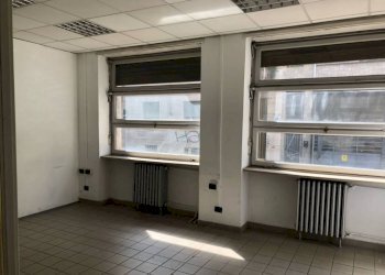 Dettagli - Ufficio via Macerata, 6, Torino (zona Borgo Vittoria) - foto 23