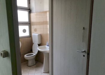 Bagno - Ufficio via Macerata, 6, Torino (zona Borgo Vittoria) - foto 29