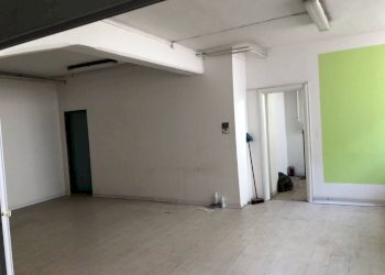 Stanza non arredata - Ufficio via Macerata, 6, Torino (zona Borgo Vittoria) - foto 37