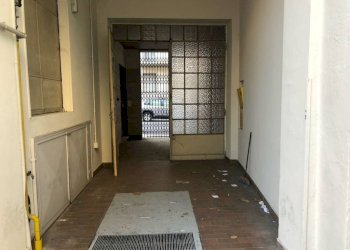 Interno palazzo - Ufficio via Macerata, 6, Torino (zona Borgo Vittoria) - foto 47