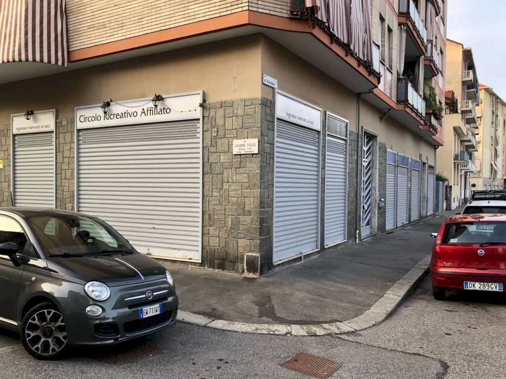 Facciata - Negozio Poggio, 34, Torino - foto 2