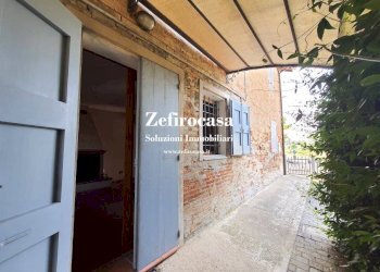 Cortile interno - Villa Crevalcore - foto 2