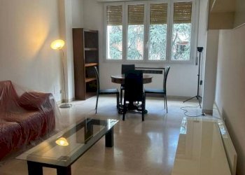 soggiorno - Appartamento via Giacomo Ciamician, Bologna (zona San Donato) - foto 1