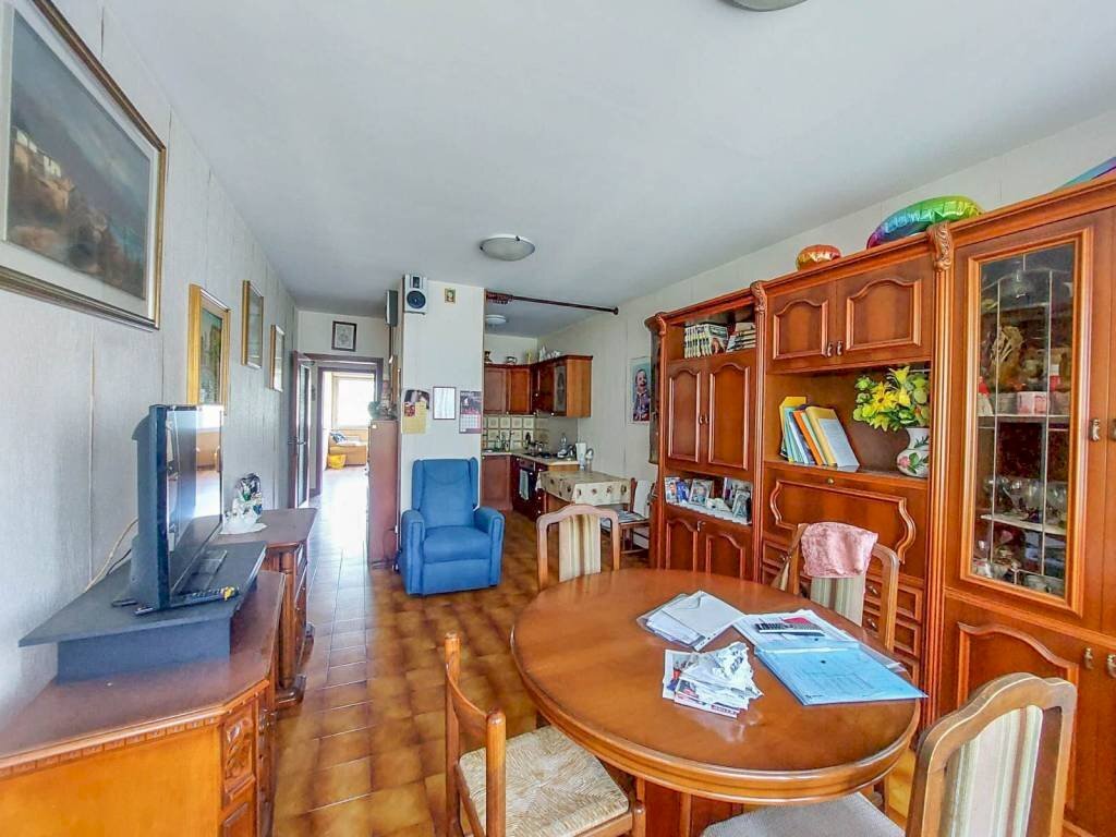 SOGGIORNO - Four-room apartment via Carlo Linneo, Genova (neighborhood Sampierdarena) - photo 2