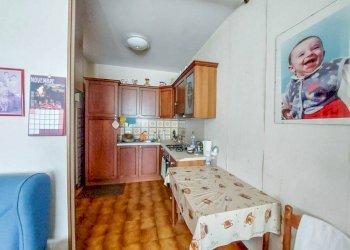 CUCINA - Quadrilocale via Carlo Linneo, Genova (zona Sampierdarena) - foto 5