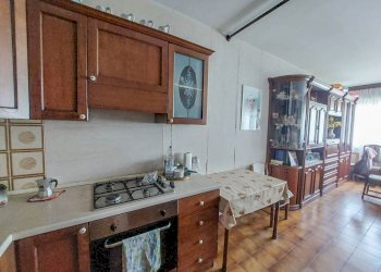 CUCINA - Quadrilocale via Carlo Linneo, Genova (zona Sampierdarena) - foto 6