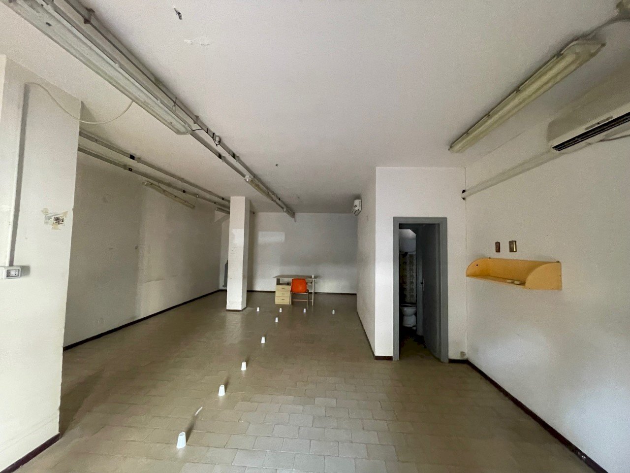 Locale Commerciale Via W. I. Uljanow Detto Lenin 47, Corciano - foto 2