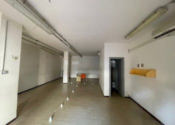 Locale Commerciale Via W. I. Uljanow Detto Lenin 47, Corciano - foto 2