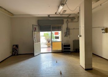 4.jpg - Locale Commerciale Via W. I. Uljanow Detto Lenin 47, Corciano - foto 5