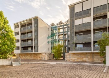 facciata - Quadrilocale Via Rosario Livatino 97, Bari - foto 1