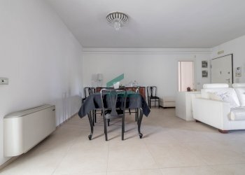 sala da pranzo - Quadrilocale Via Rosario Livatino 97, Bari - foto 5