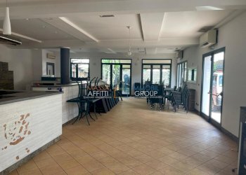 WhatsApp Image 2024-07-04 at 17.41.17 (3).jpeg - Locale Commerciale Via Democrazia 64, Massa - foto 11