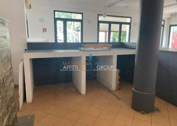 WhatsApp Image 2024-07-04 at 17.41.17 (13).jpeg - Locale Commerciale Via Democrazia 64, Massa - foto 21