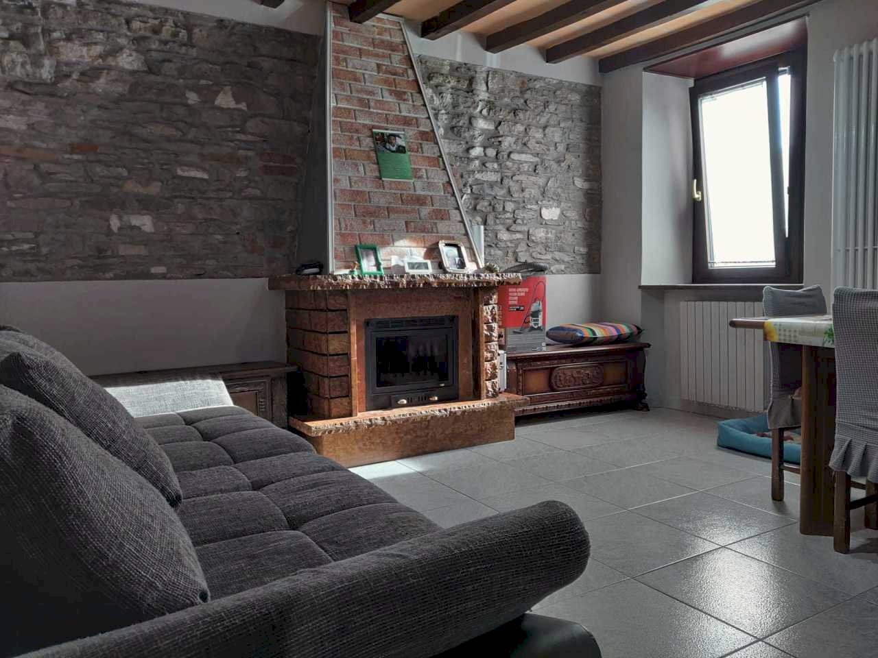 WhatsApp Image 2023-04-27 at 09.53.18 (1).jpeg - Villa Varano de' Melegari - foto 3