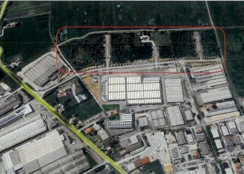 Building land Castelnovo di Sotto - photo 4