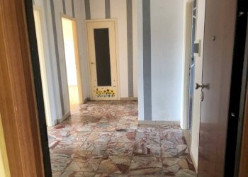 ingresso - Trilocale via Paolo Braccini, 50, Ciriè - foto 35