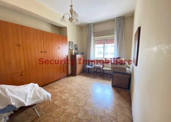 Stanza arredata - Appartamento via Ovidio, Sciacca - foto 9