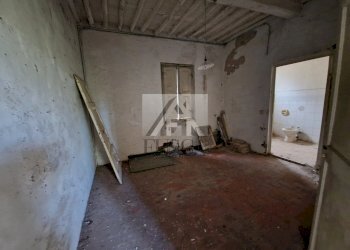 lucca-rustico-vendita_6.jpg - Rustico Traversa V Via della Pieve Santo Stefano, Lucca - foto 9