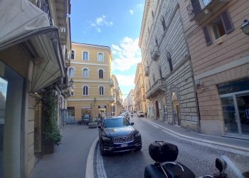 viste - Locale Commerciale corso marruccino 47, Chieti - foto 16