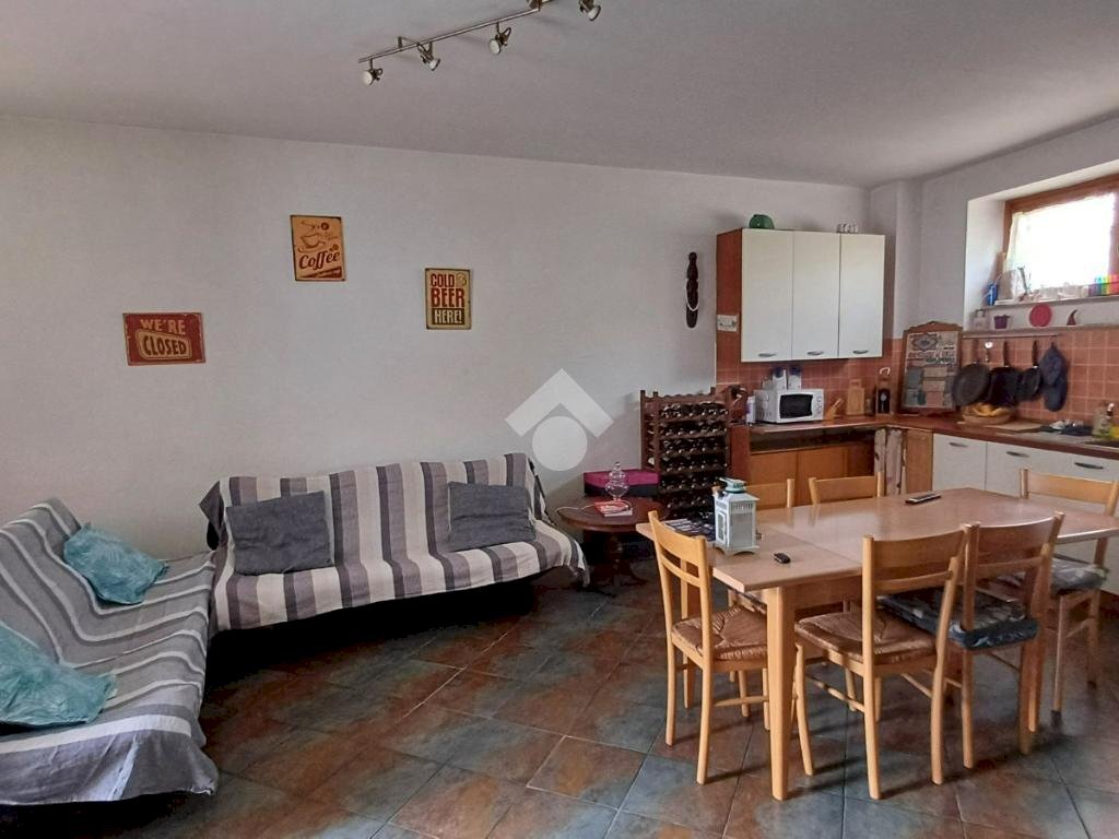 Four-room apartment Via Monte Grappa, Pavone Canavese - photo 3