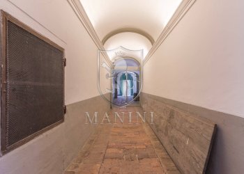 Castle Castelnuovo Berardenga, Radda in Chianti - photo 17