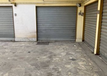 1 - Box via Eduardo De Filippo, Casalnuovo di Napoli - foto 2