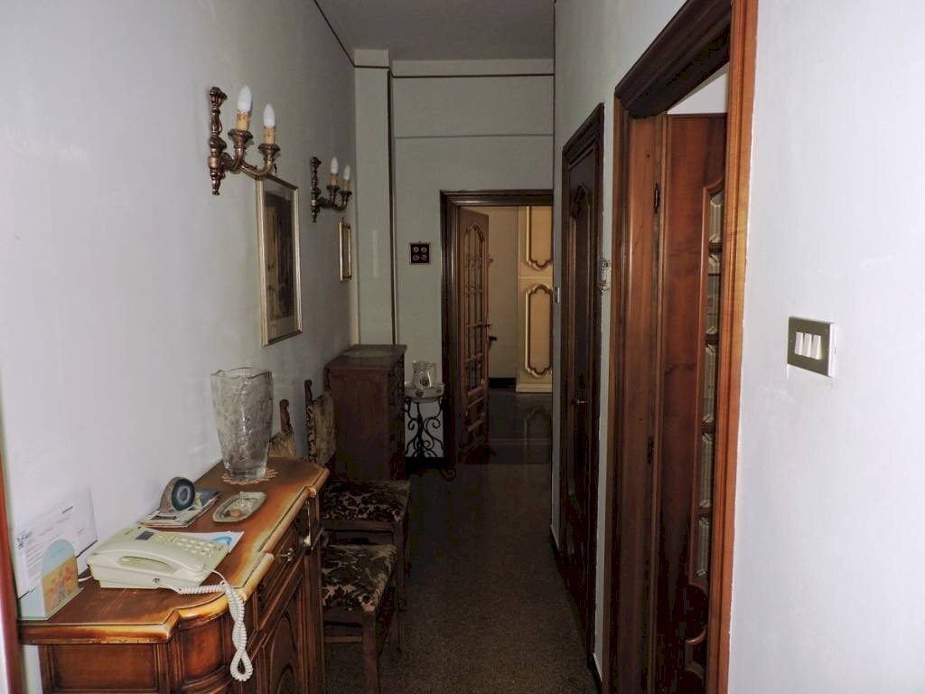 Ingresso - Two-room apartment corso Luigi Andrea Martinetti, 39, Genova (neighborhood Sampierdarena) - photo 3