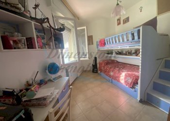 Camera 2.jpg - Appartamento Via del Conventaccio, Rosignano Marittimo - foto 11