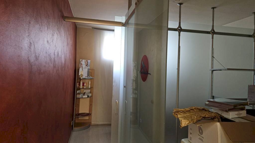 Commercial Activity Torino - photo 3