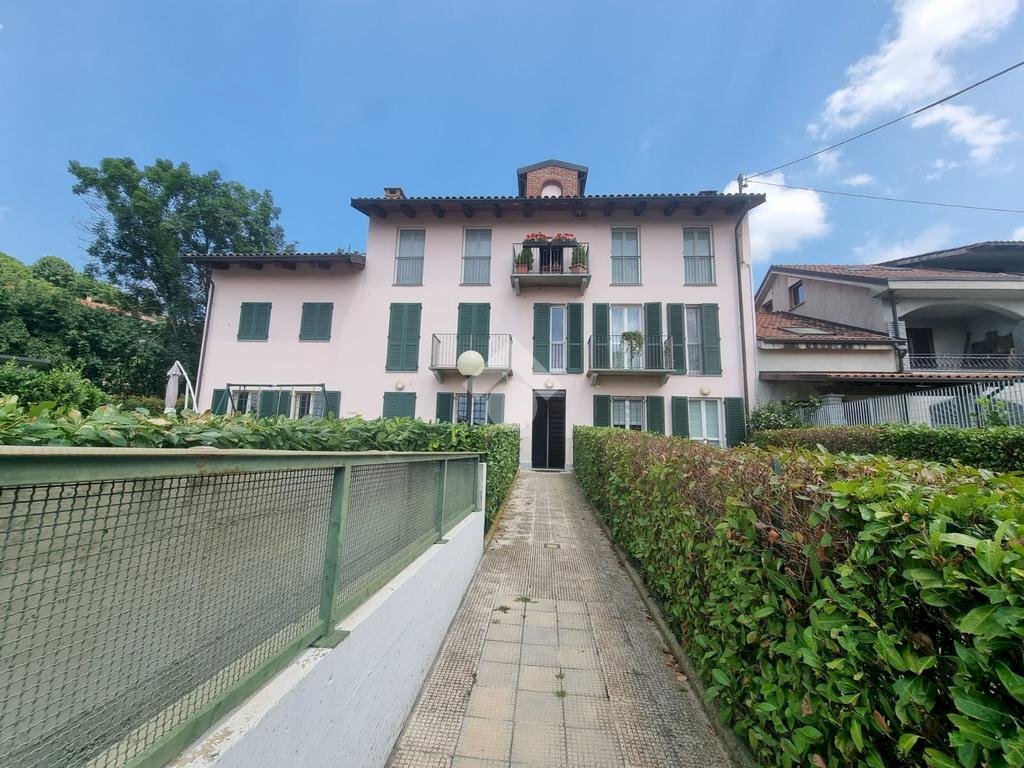 Apartment Strada in valle, Gassino Torinese - photo 1