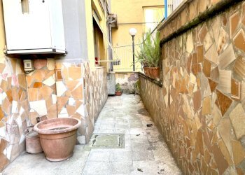 Trilocale via Santorre di Santarosa, Pomezia - foto 12