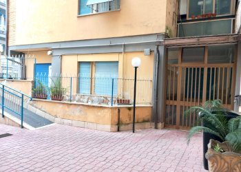 Trilocale via Santorre di Santarosa, Pomezia - foto 17