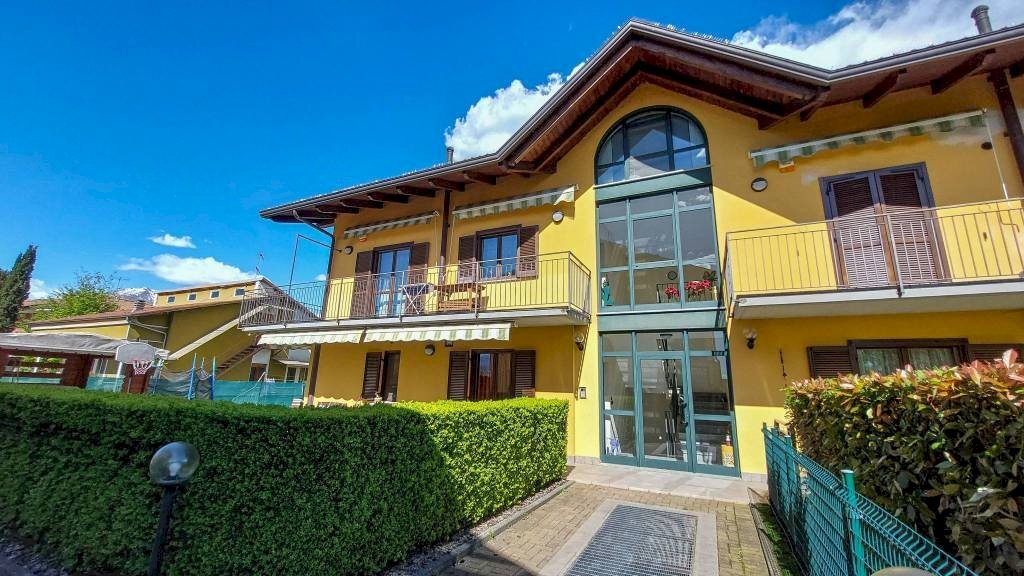 Facciata - Trilocale via Casale, 31, Ivrea - foto 2