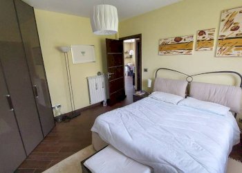 Camera da letto - Trilocale via Casale, 31, Ivrea - foto 17